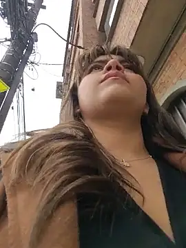 Ivy_enjoy - Oil my tits in bus
