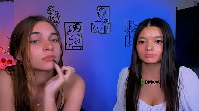 Itscharlliee - flash bra Charlie