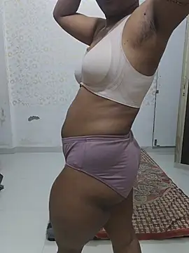 Jaanvisharmaaa - Kiss 💋😘💋