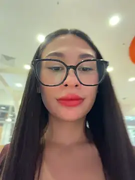 Aria51 - squats on camera without panties 🍑