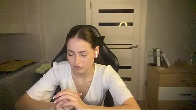 AngelNathanson - Goal: Cum for you