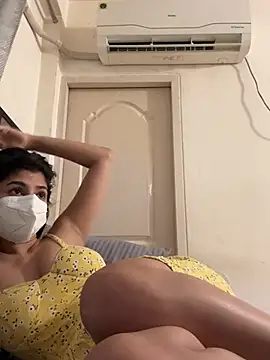 Sarakashmir5 - Pink pussy fingering 🫦