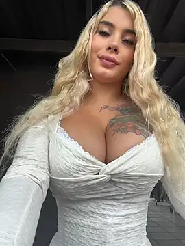YouCandiSumisa - Boobs in gym