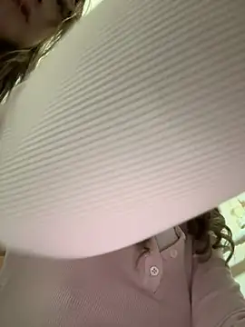 Bambi_lu - Jenny keep BIG boobs in bra only 5 mins!