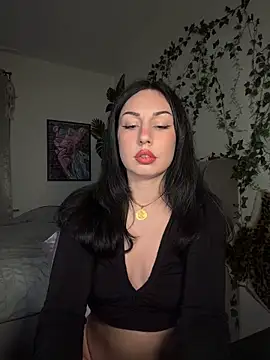 Estherjizz - last tip gets 3 videos,minimum 100 token