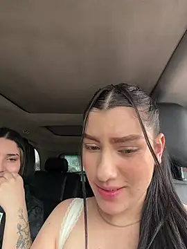 ARITOO_ - Show boobs both girls