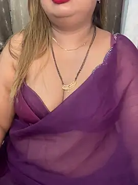 Lovely-Geet - BOOB OILING GEET