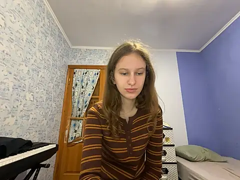 Eva_Angel3 - Show boobs
