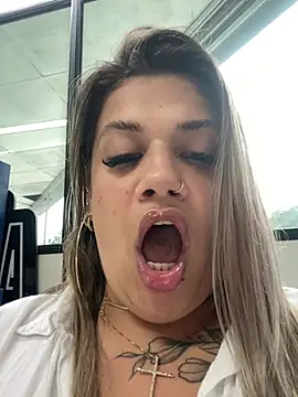 Kahreal - MOSTRAR PEITOS