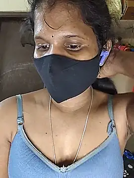 Malikasharavatea - Face full open ni public show