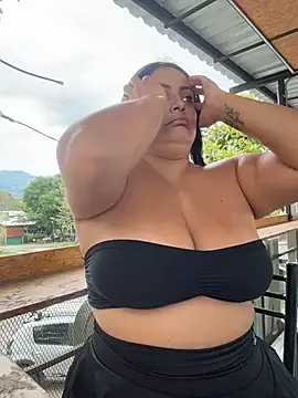 Angie_e - Tits in the supermarket public Risky