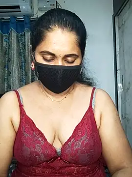 doly_thebubbly's Live XXX Chat