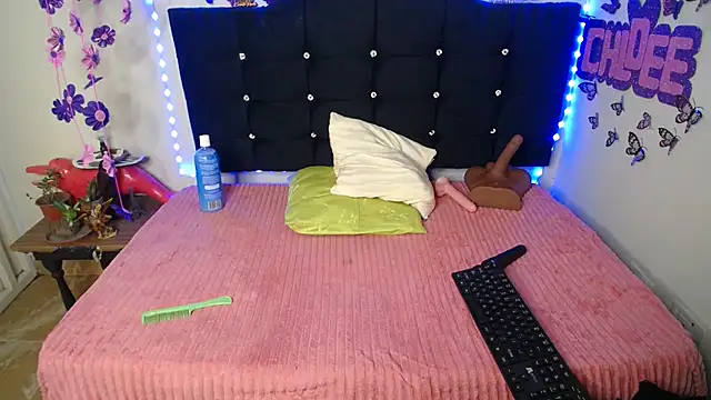 Candy_chloee - Make Chloe happy take her clothes off💦​