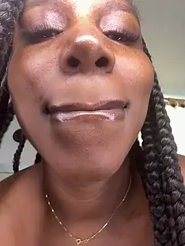 Dulceyesi - slap pussy + spit 🔥