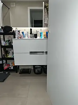 I_amAly - 4 FINGER IN THE PUSSY