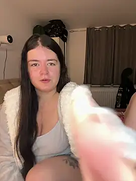 Chaotic_private - Rub her boobs 😘