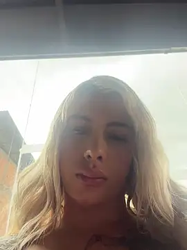YouCandiSumisa - Boobs in gym