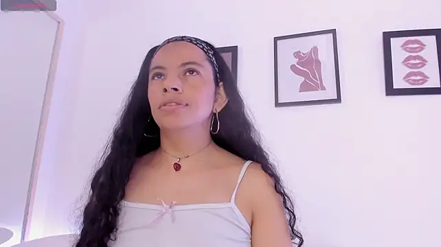 Sofia_Millerrr - Pussy close up+open