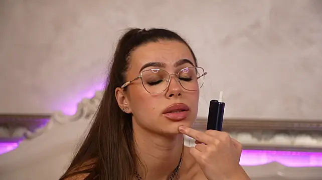 Alexxisrae - Missionary Dildo Play