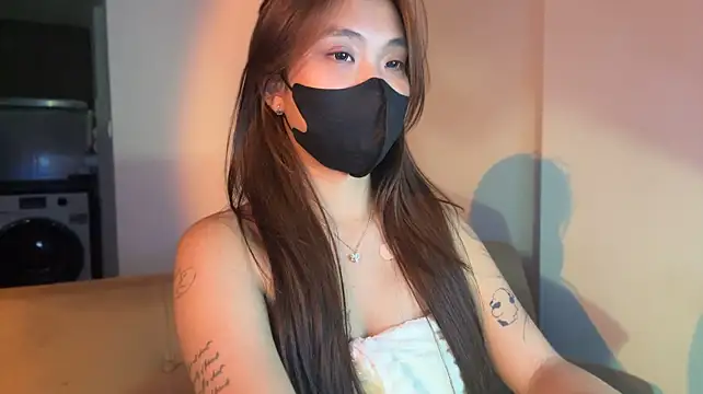 Phuong_Bee - NAKED___DILLDO IN PUSSY