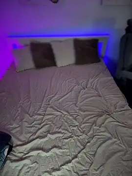 NastyMilf_ - 🦋HOW WET CAN MOMMY GET..?🦋
