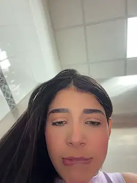 ArieliciousXXX - SQUIRT IN PUBLIC BATHROOM😈💦💦