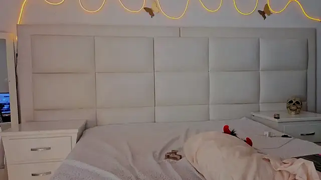 Jennifer_Lee_ - fuck my little mouth