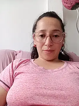 Emilypoppy3 - Riding a big toy