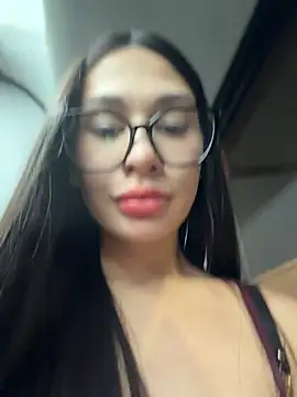 Aria51 - spread pussy wide & spank it LOUD in BUS
