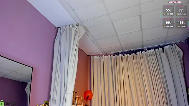 Dearly_Emily - Ass tease