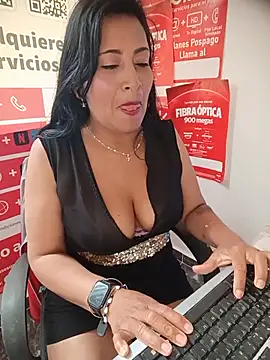 Mara_23x - Office masturbation with a dildo 🍆💦