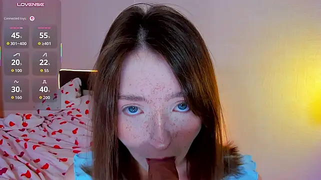 Lexxxxxxi - play tits