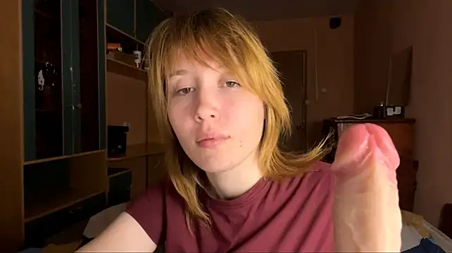 Lizamillss - massage my breast under shirt