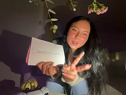 Swedishciara - Naughty strip tease