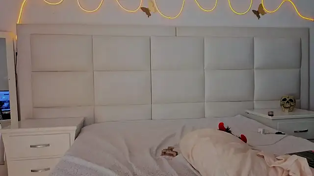 Jennifer_Lee_ - fuck my little mouth