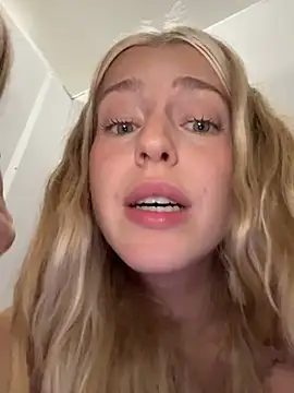 Kira_mia - BOTH DO DOGGY& SHOW ASSHOLE NEAR SINK