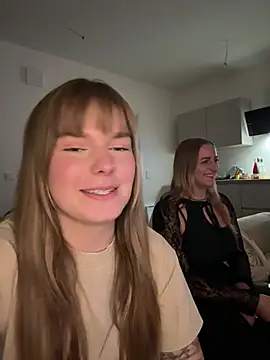 LisaFreierxx - Shake my ass 2 min 🥵💦