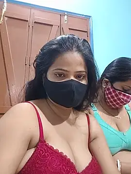 Saloni-couple - Without Face in ticket show