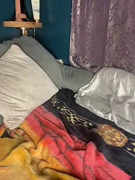 Queen_CamiXO - Happy Saturday show! ;)