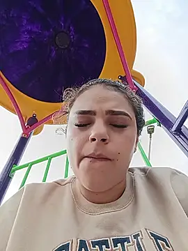 Mommy-Hot - Squirt Fountain Public💦💦