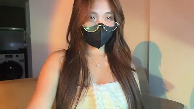 Phuong_Bee - NAKED___DILLDO IN PUSSY