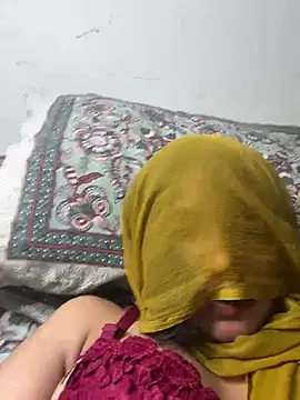Miss_sarika76 - Boobs oil show