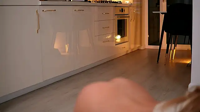 ElaraShine - Tear my clothes off 🔞