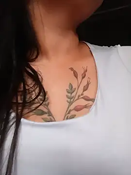 MAYE__13 - The driver touches my breasts