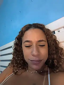 Vivianeleoa - DP PLUG no cu e pau na na BCT 🔥😈
