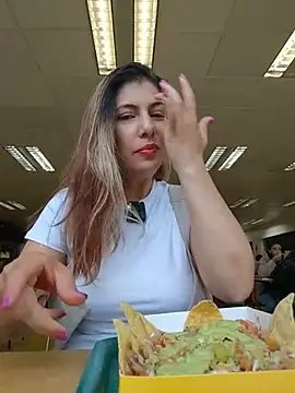 Scarlett_moore
