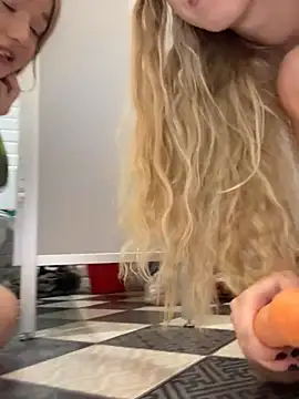 Kira_mia - SUCK THESE VEGETABLES RIGHT NOW