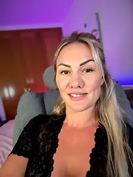 NastyMilf_ - 🦋FINGER ASS CLOSEUP🦋