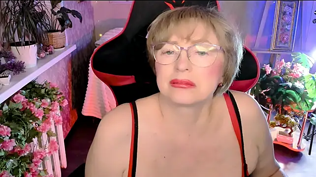Sugar_vivien - Teasing butt and legs