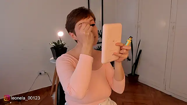 Cuddlingbunny - Remove shirt